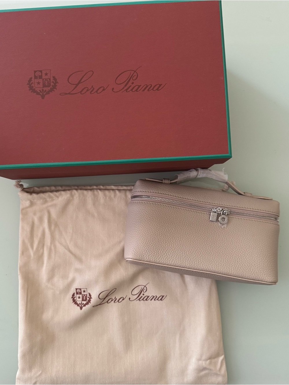 Loro Piana extra pocket